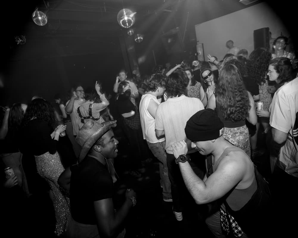 Luxxury, October 24'