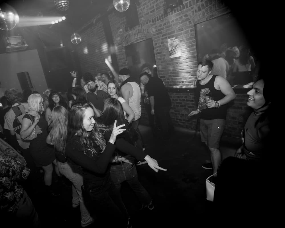 Luxxury, October 24'