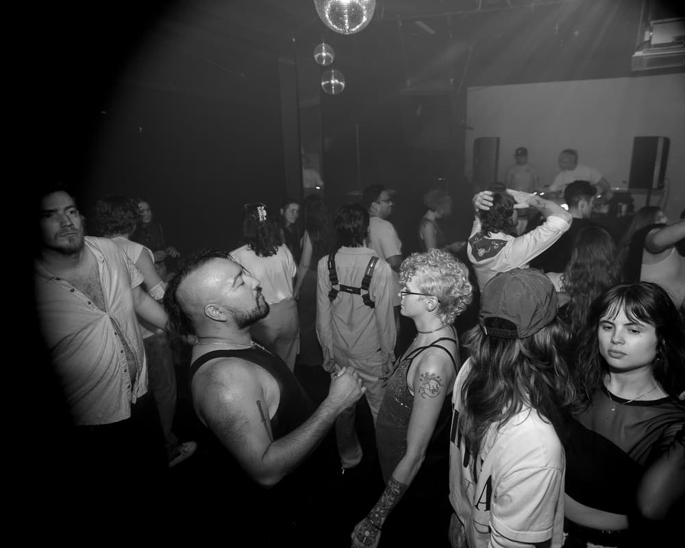 Luxxury, October 24'