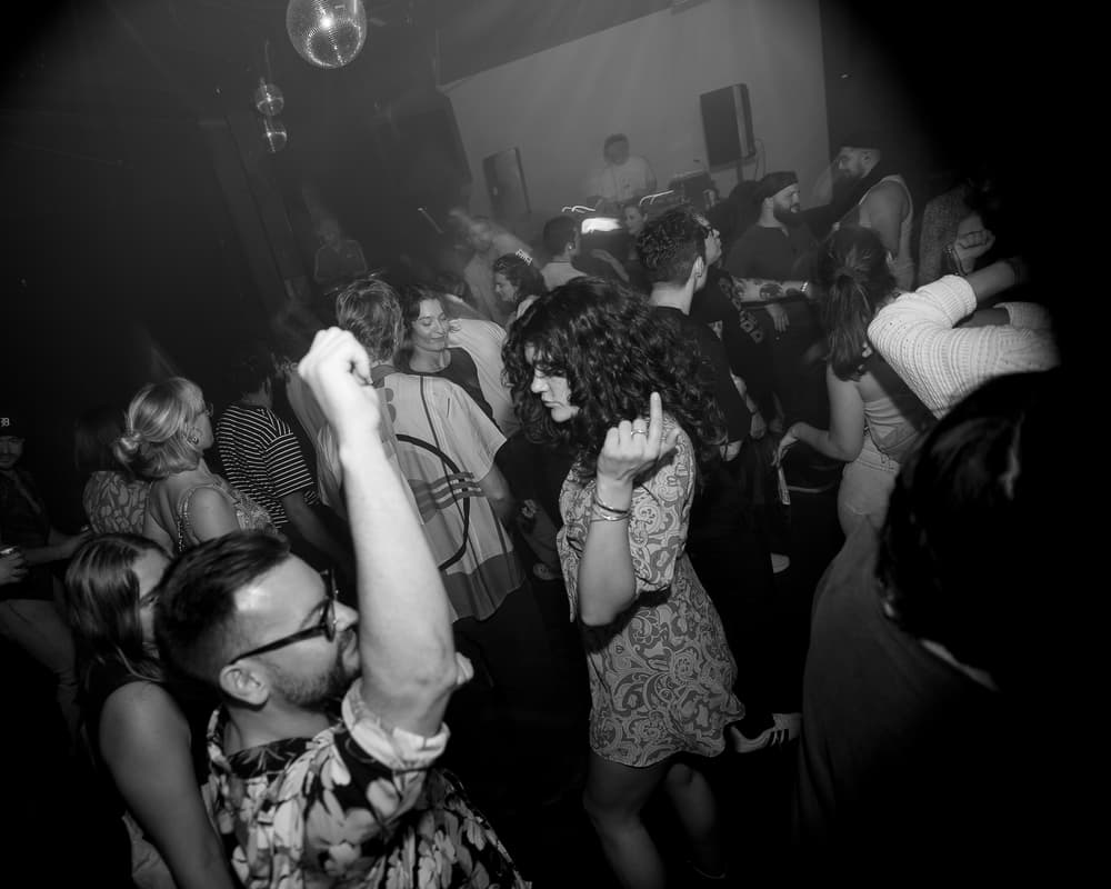 Luxxury, October 24'