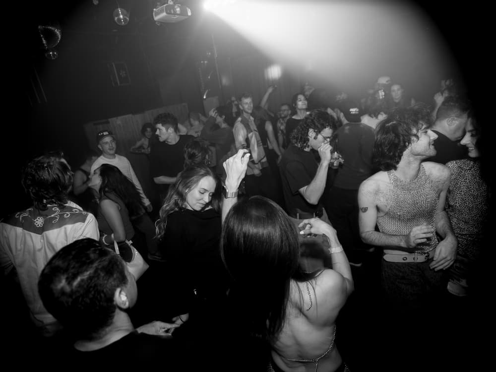 Luxxury, October 24'