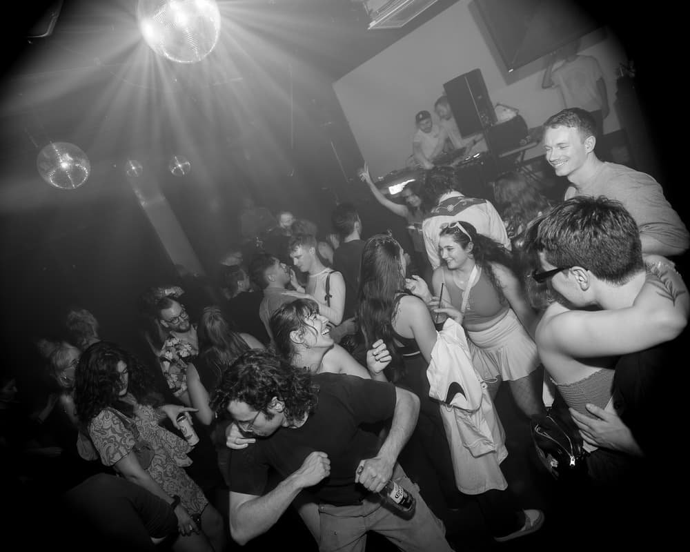 Luxxury, October 24'