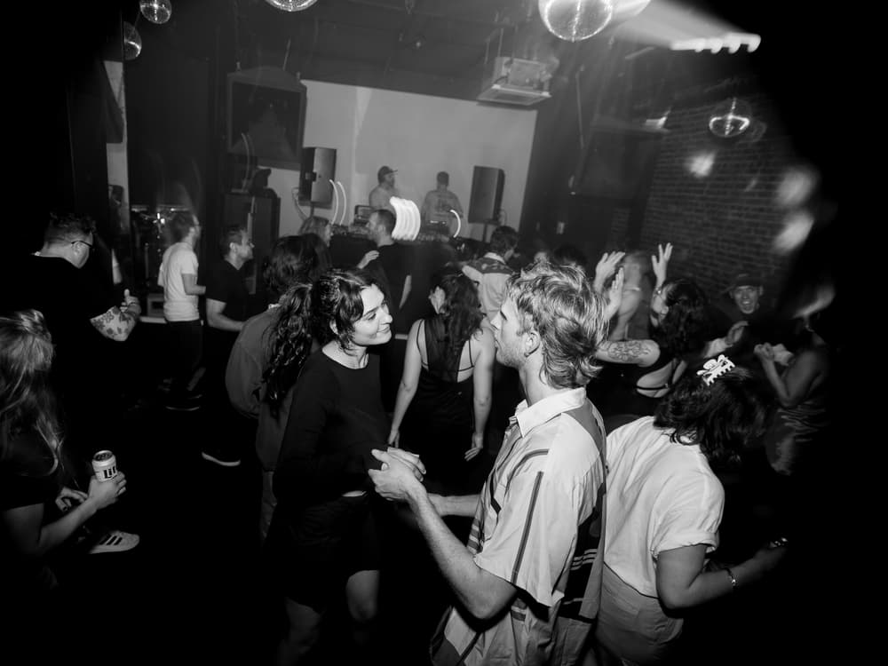 Luxxury, October 24'