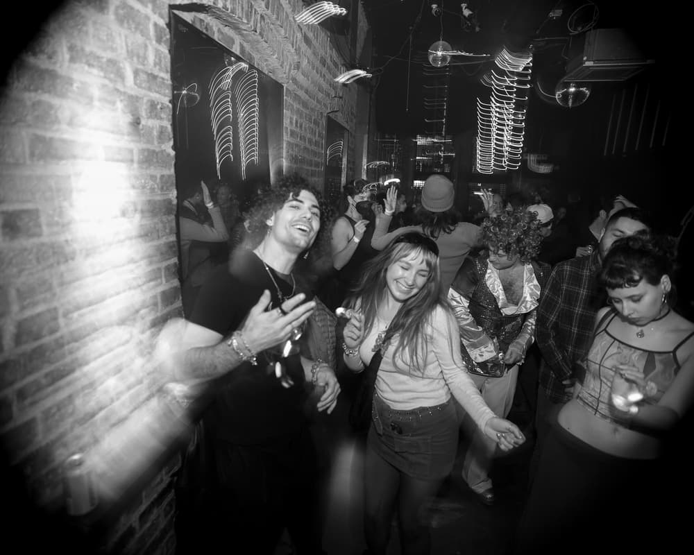 Alice Camille, December 24'