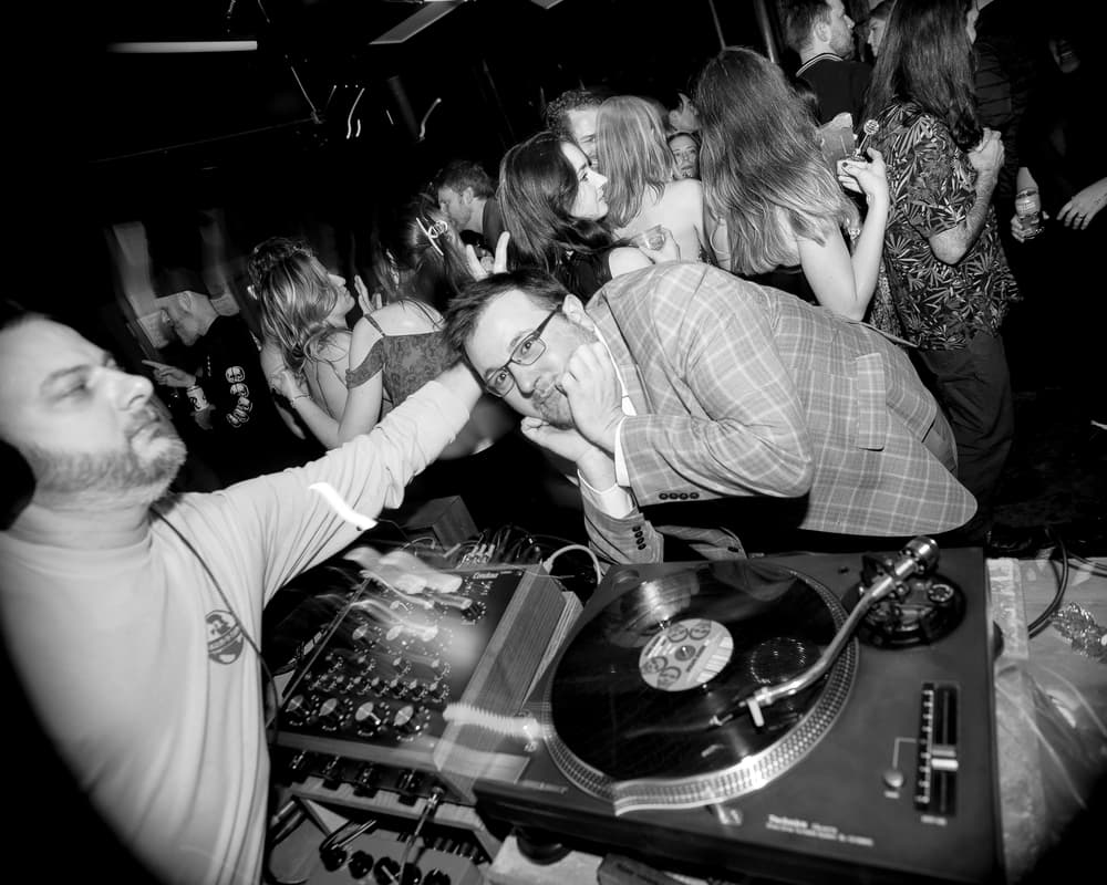 New Year's Eve: Supreme La Rock, December 24'